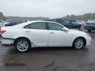 2010 Lexus ES 330 z VIN JTHBK1EG5A2413504, wystawiony jako IAAI lot #42181215 z przebiegiem 110 295 mil mil oraz . Historia ofert i sprzedaży dostępna na DreamBid. Obrazek 14.