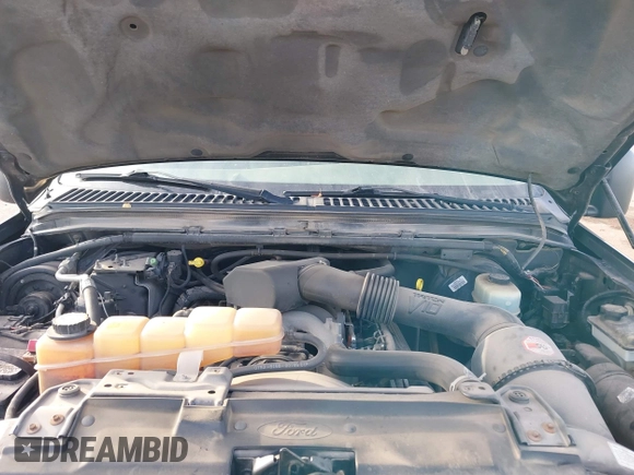 2003 Ford F-250 XL с VIN 1FTNW21S33EC82240, выставлен на аукционе IAAI как лот 40678011 с пробегом 142 865 миль миль и . История ставок и продаж доступна на DreamBid. Изображение 10.