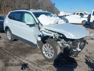 2018 Volkswagen Tiguan S with VIN 3VV0B7AXXJM123917, listed as a IAAI auction lot 41553439 with 107,071 mi miles and . Bid and sale history available at DreamBid. Image 1.