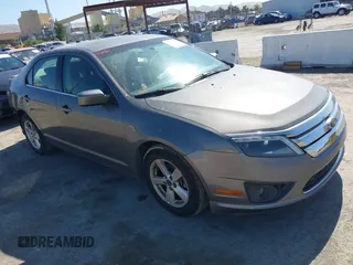 2010 Ford Fusion SE with VIN 3FAHP0HA2AR233994, listed as a IAAI auction lot 42204335 with 194,068 mi miles and . Bid and sale history available at DreamBid. Image 1.