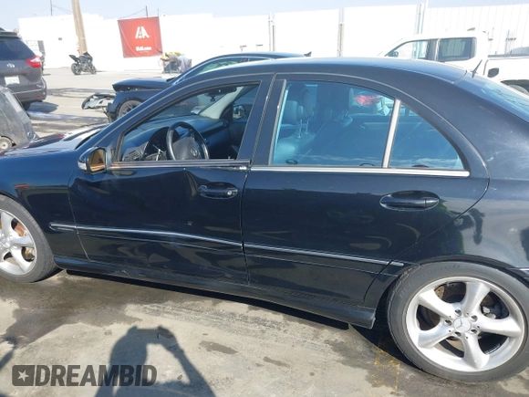 2006 Mercedes-Benz C 230 Sport z VIN WDBRF52HX6F771656, wystawiony jako IAAI lot #41603560 z przebiegiem 134 712 mil mil oraz . Historia ofert i sprzedaży dostępna na DreamBid. Obrazek 14.