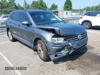 2018 Volkswagen Tiguan SEL with VIN 3VV3B7AX6JM015954, listed as a IAAI auction lot 42615455 with 99,306 mi miles and . Bid and sale history available at DreamBid. Image 1.