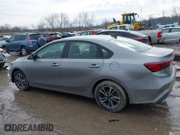 2022 Kia Forte LXS z VIN 3KPF24AD0NE436326, wystawiony jako IAAI lot #41478575 z przebiegiem 72 630 mil mil oraz . Historia ofert i sprzedaży dostępna na DreamBid. Obrazek 14.