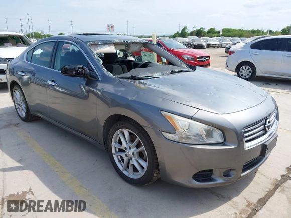 2014 Nissan Maxima S z VIN 1N4AA5AP5EC484642, wystawiony jako IAAI lot #42012492 z przebiegiem 109 413 mil mil oraz . Historia ofert i sprzedaży dostępna na DreamBid. Obrazek 1.