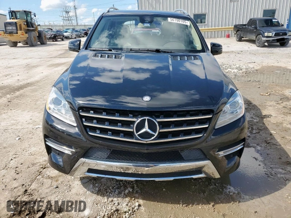 2015 Mercedes-Benz M 350 z VIN 4JGDA5JB9FA610926, wystawiony jako Copart lot #56190105 z przebiegiem 73 206 mil mil oraz Szkoda całkowita • Salvage title. Historia ofert i sprzedaży dostępna na DreamBid. Obrazek 5.