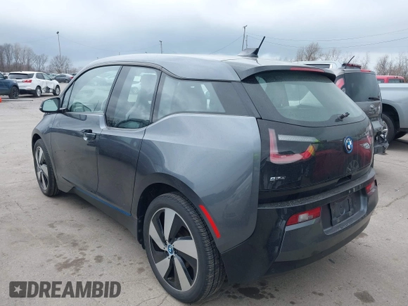 2017 BMW i3 z VIN WBY1Z8C39HV893510, wystawiony jako IAAI lot #41832884 z przebiegiem 59 166 mil mil oraz . Historia ofert i sprzedaży dostępna na DreamBid. Obrazek 3.