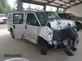 2004 Chevrolet Express Cargo z VIN 1GCGG25V941128540, wystawiony jako IAAI lot #42427365 z przebiegiem Nie podano mil oraz . Historia ofert i sprzedaży dostępna na DreamBid. Obrazek 1.