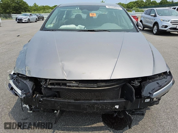 2024 Hyundai Elantra SEL with VIN KMHLM4DG6RU778028, listed as a Copart auction lot 59693495 with 33,282 mi miles and Non repairable. Bid and sale history available at DreamBid. Image 5.