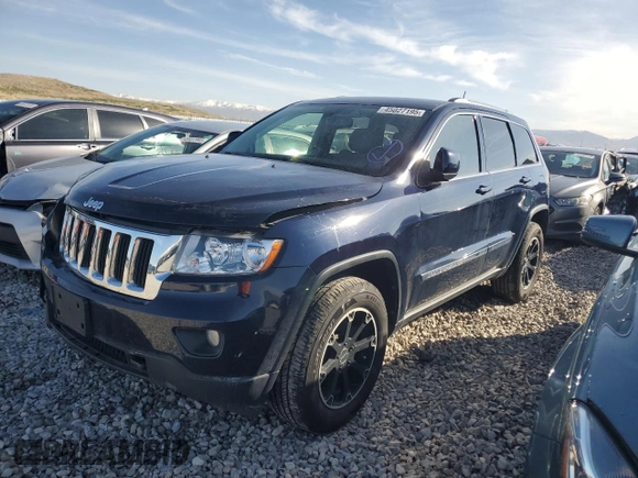 2013 Jeep Grand Cherokee Laredo with VIN 1C4RJFAG7DC631559, listed as a Copart auction lot 45027195 with 78,945 mi miles and Salvage Title. Bid and sale history available at carsss.com. Image 1.