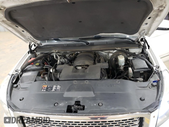 2015 GMC Yukon Denali with VIN 1GKS2CKJ1FR191804, listed as a Copart auction lot 68242514 with 250,403 mi miles and Salvage Title. Bid and sale history available at carsss.com. Image 14.