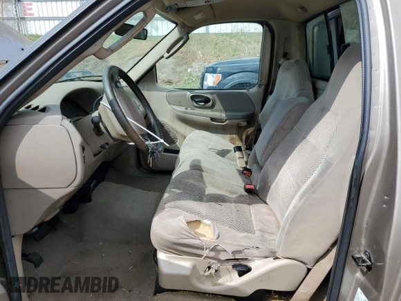 2003 Ford F-150 XL with VIN 1FTRF17L93NA13476, listed as a Copart auction lot 52938165 with 194,221 mi miles and Clean Title. Bid and sale history available at DreamBid. Image 7.