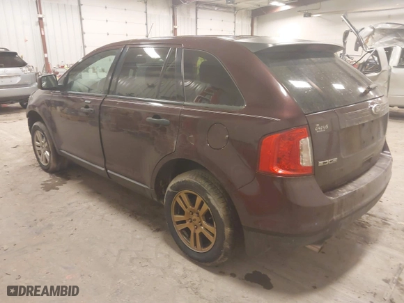 2011 Ford Edge SE with VIN 2FMDK3GC8BBA15727, listed as a IAAI auction lot 41687497 with 121,415 mi miles. Bid and sale history available at carsss.com. Image 3.