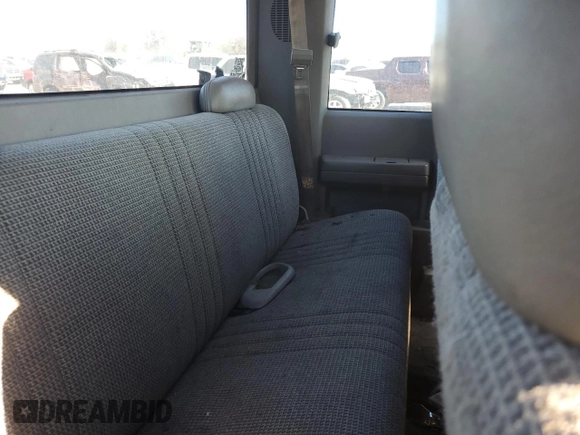 1996 GMC Sierra 1500 with VIN 2GTEC19W4T1542916, listed as a Copart auction lot 75097274 with 310,745 mi miles and Salvage Title. Bid and sale history available at DreamBid. Image 10.