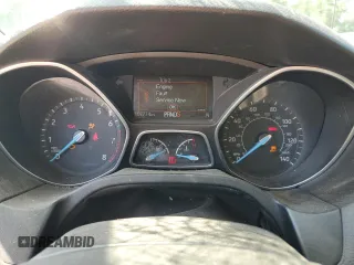 2018 Ford Focus SE z VIN 1FADP3FEXJL256542, wystawiony jako Copart lot #54583915 z przebiegiem 107 774 mil mil oraz Szkoda całkowita • Salvage title. Historia ofert i sprzedaży dostępna na DreamBid. Obrazek 9.