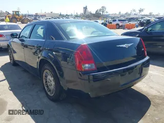 2007 Chrysler 300 with VIN 2C3KA43R97H889656, listed as a IAAI auction lot 41982493 with 81,607 mi miles. Bid and sale history available at carsss.com. Image 3.
