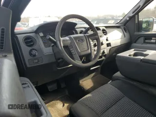 2014 Ford F-150 XL с VIN 1FTMF1EM3EKE15715, выставлен на аукционе Copart как лот 51105035 с пробегом 150 593 миль миль и Чистый • Clean title. История ставок и продаж доступна на DreamBid. Изображение 8.
