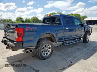 2017 Ford F-250 Lariat with VIN 1FT7W2BT1HEE01023, listed as a Copart auction lot 60861445 with 252,277 mi miles and Salvage title. Bid and sale history available at DreamBid. Image 3.