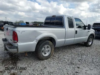 2000 Ford F-250 XL with VIN 1FTNX20L5YEC59850, listed as a Copart auction lot 43701075 with 434,882 mi miles and Clean title. Bid and sale history available at DreamBid. Image 3.