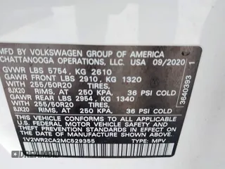2021 Volkswagen Atlas SE z VIN 1V2WR2CA2MC529355, wystawiony jako IAAI lot #41972048 z przebiegiem 63 970 mil mil oraz . Historia ofert i sprzedaży dostępna na DreamBid. Obrazek 9.