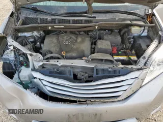 2017 Toyota Sienna LE Auto Access Seat with VIN 5TDKZ3DC5HS861042, listed as a Copart auction lot 60690025 with 85,021 mi miles and Salvage title. Bid and sale history available at DreamBid. Image 12.