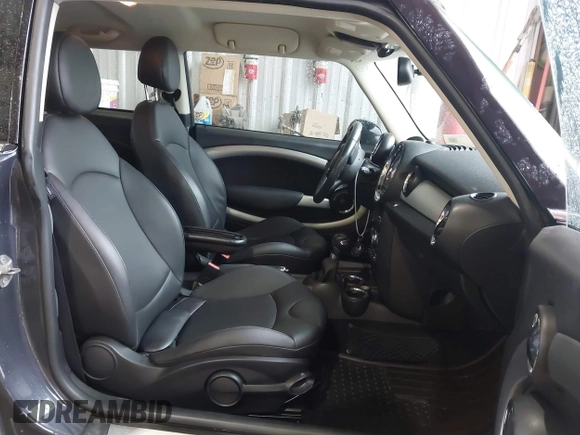 2012 MINI Hardtop S with VIN WMWSV3C53CTY17546, listed as a IAAI auction lot 42312660 with 100,188 mi miles and . Bid and sale history available at DreamBid. Image 5.