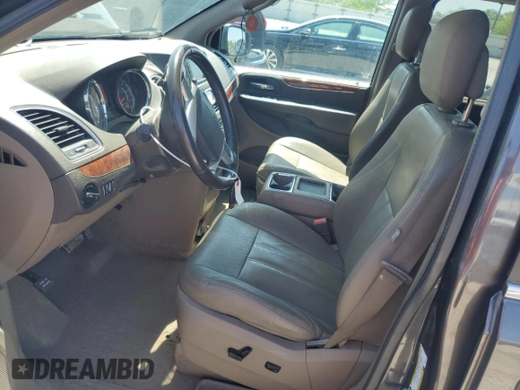 2015 Chrysler Town & Country Touring with VIN 2C4RC1BG1FR664952, listed as a Copart auction lot 53633175 with 161,020 mi miles and Salvage Title. Bid and sale history available at DreamBid. Image 7.