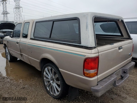 1997 Ford Ranger XL with VIN 1FTCR14A1VTA65845, listed as a Copart auction lot 81252104 with 196,938 mi miles and Salvage Title. Bid and sale history available at carsss.com. Image 2.