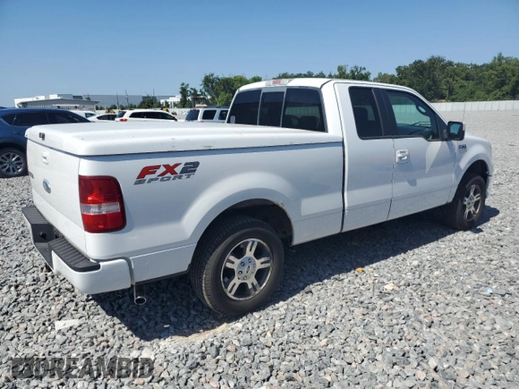 2007 Ford F-150 XL z VIN 1FTPX12V67KC43514, wystawiony jako Copart lot #57226735 z przebiegiem 111 993 mil mil oraz Czysty tytuł • Clean title. Historia ofert i sprzedaży dostępna na DreamBid. Obrazek 3.