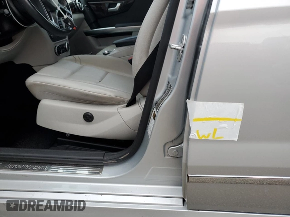 2013 Mercedes-Benz GLK 350 with VIN WDCGG5HB7DG135688, listed as a Copart auction lot 73914164 with Not Provided miles and Salvage Title. Bid and sale history available at DreamBid. Image 13.