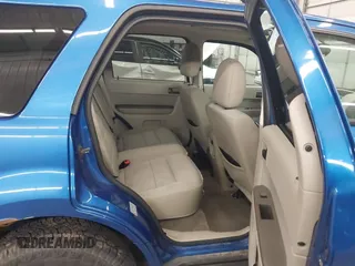 2011 Ford Escape XLT с VIN 1FMCU9DG2BKA08150, выставлен на аукционе IAAI как лот 42156966 с пробегом Не указан миль и . История ставок и продаж доступна на DreamBid. Изображение 8.