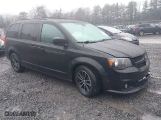 2018 Dodge Grand Caravan GT with VIN 2C4RDGEG8JR283961, listed as a IAAI auction lot 40938858 with 1 mi miles. Bid and sale history available at carsss.com. Image 1.
