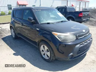 2014 Kia Soul with VIN KNDJN2A24E7709921, listed as a IAAI auction lot 42052622 with 151,378 mi miles. Bid and sale history available at carsss.com. Image 1.