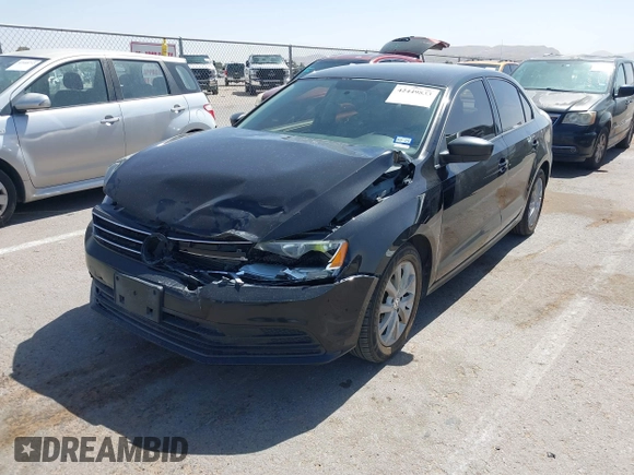 2015 Volkswagen Jetta SE z VIN 3VWD17AJ8FM418758, wystawiony jako IAAI lot #42449833 z przebiegiem 146 618 mil mil oraz . Historia ofert i sprzedaży dostępna na DreamBid. Obrazek 17.