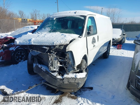 2018 Chevrolet Express Cargo Van with VIN 1GCWGAFG1J1195263, listed as a IAAI auction lot 41287882 with 71,475 mi miles. Bid and sale history available at carsss.com. Image 17.