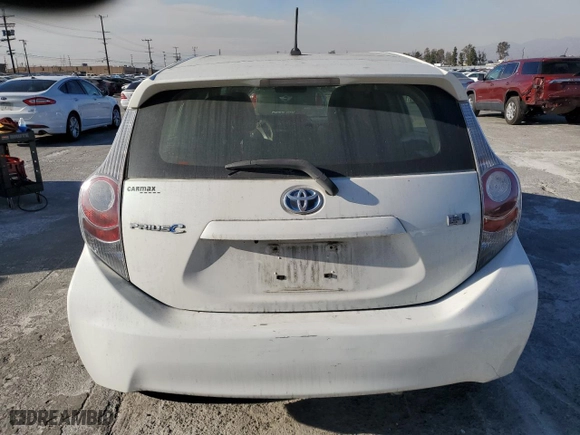 2013 Toyota Prius c One with VIN JTDKDTB34D1542840, listed as a Copart auction lot 87762425 with 0 mi miles and Clean Title. Bid and sale history available at carsss.com. Image 6.