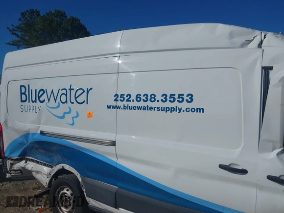 2022 Ford Transit Cargo with VIN 1FTBR3X81NKA63860, listed as a IAAI auction lot 42323904 with 94,473 mi miles and . Bid and sale history available at DreamBid. Image 15.