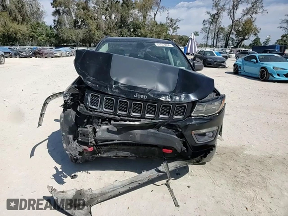 2019 Jeep Compass Trailhawk with VIN 3C4NJDDBXKT629955, listed as a Copart auction lot 47613695 with 113,820 mi miles and Salvage Title. Bid and sale history available at DreamBid. Image 11.