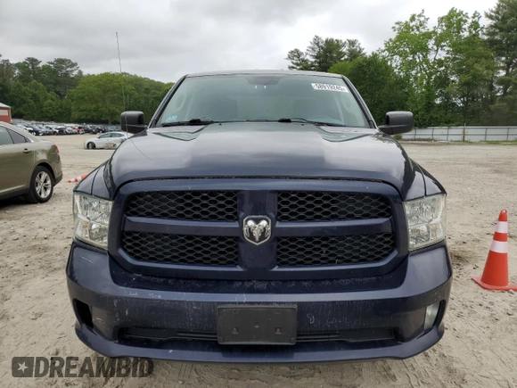 2013 Ram 1500 Express z VIN 1C6RR7KT4DS699647, wystawiony jako Copart lot #58919245 z przebiegiem 240 186 mil mil oraz Czysty tytuł • Clean title. Historia ofert i sprzedaży dostępna na DreamBid. Obrazek 5.