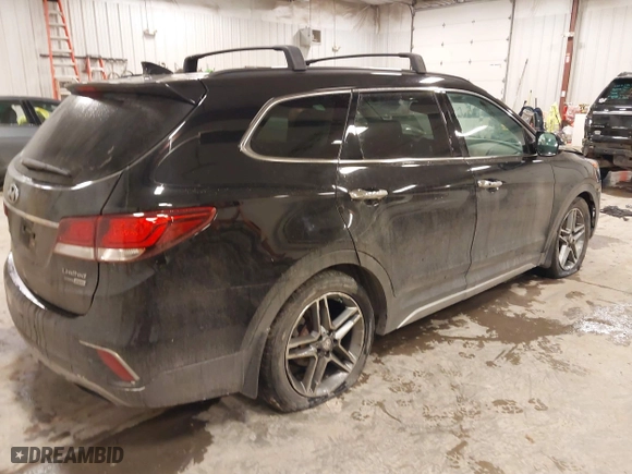 2017 Hyundai Santa Fe Limited Ultimate with VIN KM8SRDHF7HU250723, listed as a IAAI auction lot 41401876 with 157,432 mi miles. Bid and sale history available at carsss.com. Image 4.
