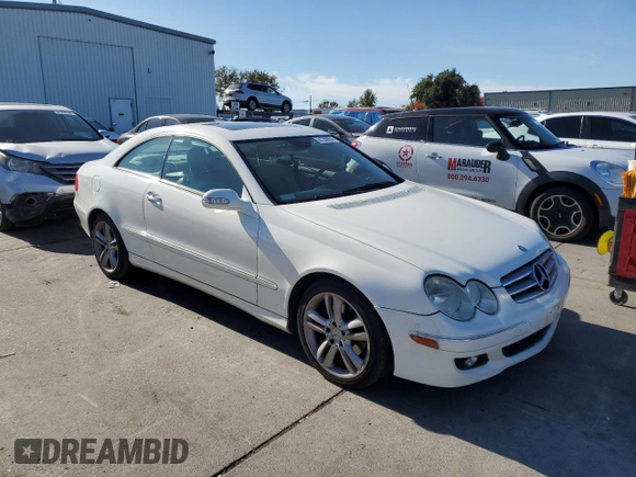 2006 Mercedes-Benz CLK 350 z VIN WDBTJ56JX6F169342, wystawiony jako Copart lot #81269934 z przebiegiem 256 605 mil mil oraz Szkoda całkowita • Salvage title. Historia ofert i sprzedaży dostępna na DreamBid. Obrazek 4.