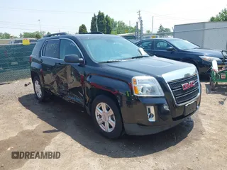 2014 GMC Terrain SLT z VIN 2GKFLSE31E6370084, wystawiony jako IAAI lot #42395515 z przebiegiem 136 324 mil mil oraz . Historia ofert i sprzedaży dostępna na DreamBid. Obrazek 1.