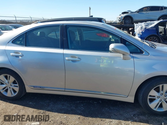2010 Lexus HS 250h with VIN JTHBB1BA8A2000718, listed as a IAAI auction lot 41209137 with 201,409 mi miles and . Bid and sale history available at DreamBid. Image 13.