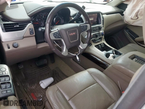 2016 GMC Yukon XL SLT z VIN 1GKS1GKC1GR252081, wystawiony jako Copart lot #53354975 z przebiegiem 200 621 mil mil oraz Szkoda całkowita • Salvage title. Historia ofert i sprzedaży dostępna na DreamBid. Obrazek 8.