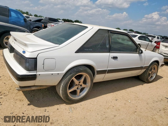 1989 Ford Mustang with VIN 1FABP41E3KF176536, listed as a Copart auction lot 58233075 with 17,202 mi miles and Salvage title. Bid and sale history available at DreamBid. Image 3.
