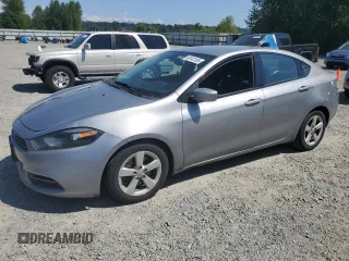 2015 Dodge Dart SXT z VIN 1C3CDFBB9FD118928, wystawiony jako Copart lot #66343165 z przebiegiem 134 360 mil mil oraz Czysty tytuł • Clean title. Historia ofert i sprzedaży dostępna na DreamBid. Obrazek 1.