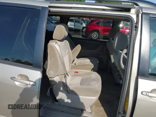 2008 Toyota Sienna CE с VIN 5TDZK23C88S138560, выставлен на аукционе IAAI как лот 42070920 с пробегом Не указан миль и . История ставок и продаж доступна на DreamBid. Изображение 8.