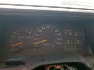 1999 Chevrolet Suburban z VIN 1GNFK16R9XJ573510, wystawiony jako Copart lot #58450815 z przebiegiem 287 235 mil mil oraz Szkoda całkowita • Salvage title. Historia ofert i sprzedaży dostępna na DreamBid. Obrazek 9.