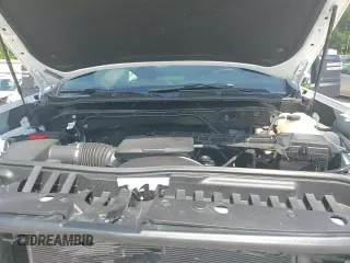 2025 Chevrolet Silverado 2500HD Custom z VIN 1GC4KME7XSF318491, wystawiony jako Copart lot #68007545 z przebiegiem 5 114 mil mil oraz Szkoda całkowita • Salvage title. Historia ofert i sprzedaży dostępna na DreamBid. Obrazek 13.