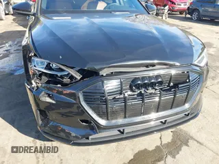 2022 Audi e-tron Premium with VIN WA1AAAGE6NB029002, listed as a IAAI auction lot 40856287 with 60,240 mi miles. Bid and sale history available at carsss.com. Image 6.
