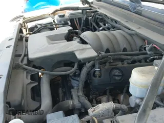 2015 Chevrolet Tahoe Commercial with VIN 1GNSK3EC9FR622941, listed as a IAAI auction lot 42592315 with 239,334 mi miles and . Bid and sale history available at DreamBid. Image 20.